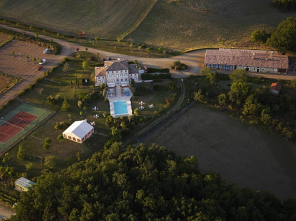 Veilhes Chalet Domaine De Combe Ramond酒店 外观 照片