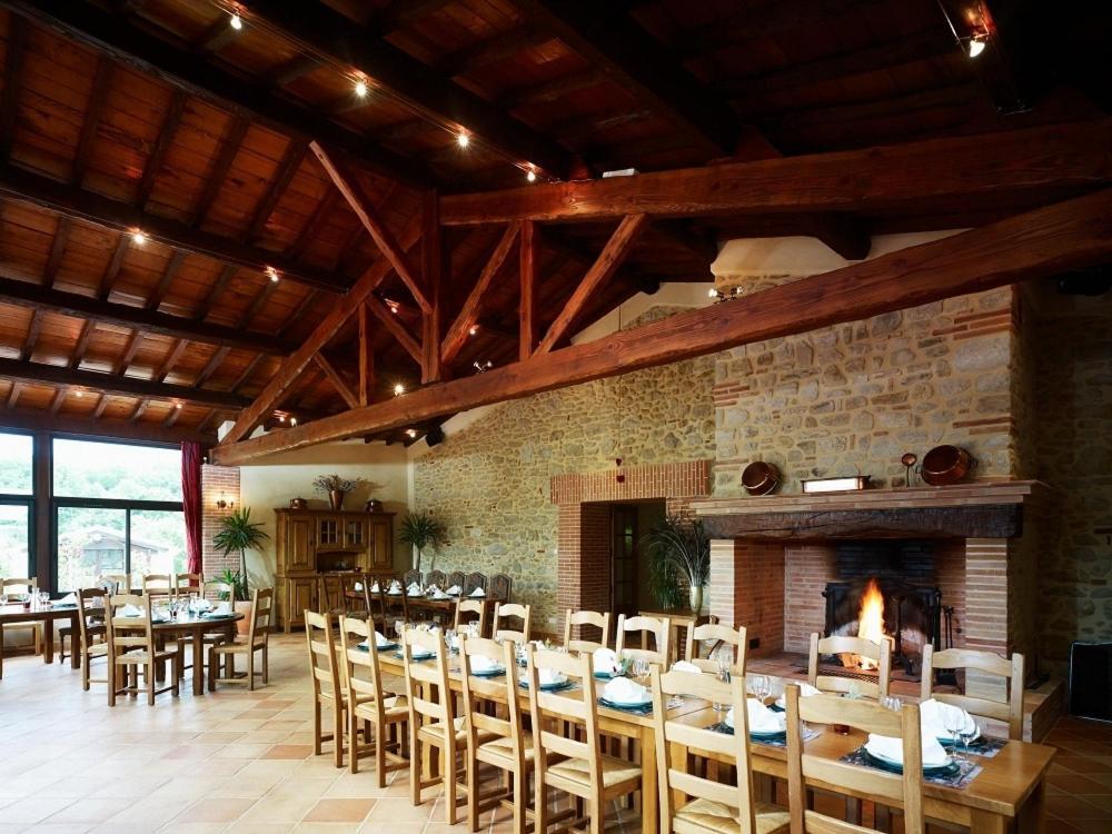 Veilhes Chalet Domaine De Combe Ramond酒店 外观 照片